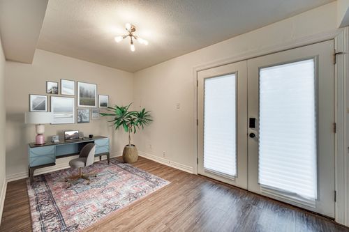 apt-316c-2722 Knight St, Dallas, TX, 75219-3429 | Card Image