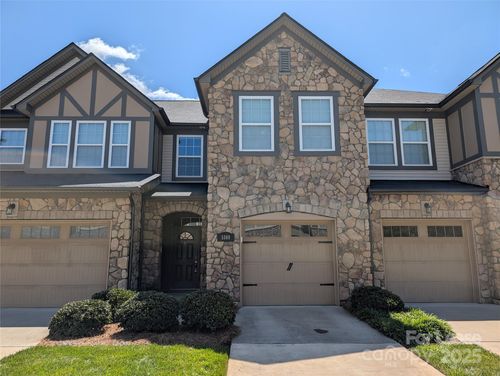5508 Trieg Dr, Charlotte, NC, 28278-6740 | Card Image