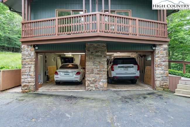 103 Raven Rd, House other with 3 bedrooms, 2 bathrooms and null parking in Beech Mountain NC | Image 4