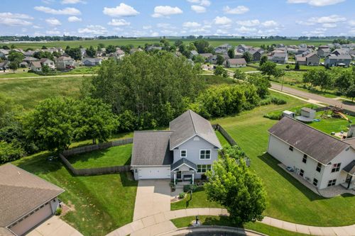 740 Bluestem Court, SUN PRAIRIE, WI, 53590 | Card Image