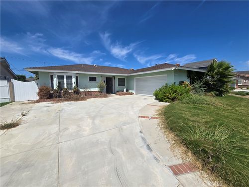17391 Elm Street, Fountain Valley, CA, 92708 | Card Image