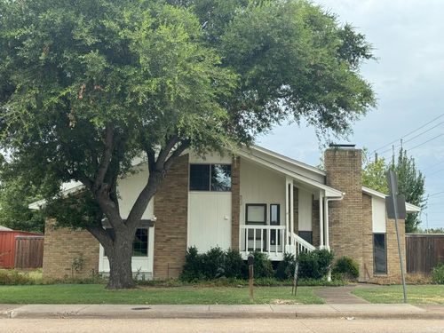 13439 Whispering Hills Dr, Dallas, TX, 75243-2552 | Card Image