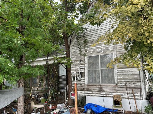 1033 Taylor St, Waco, TX, 76704-2649 | Card Image