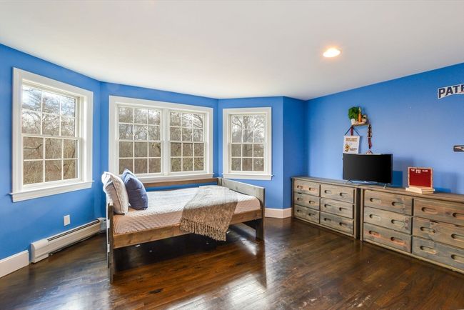 3 E High St, House other with 4 bedrooms, 5 bathrooms and 6 parking in Dartmouth MA | Image 18