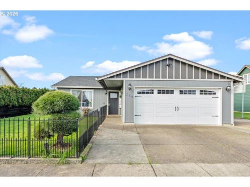 246 E Hemlock Dr, Gervais, OR, 97026-9790 | Card Image