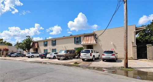 110-7522 Benjamin St, New Orleans, LA, 70118-3784 | Card Image