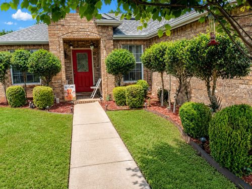 8323 Brigalow Street, Arlington, TX, 76002 | Card Image