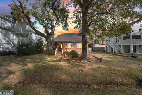 912 Jones Ave, Tybee Island, GA, 31328-9625 | Card Image
