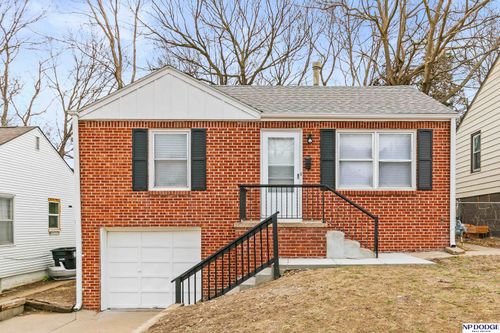4121 N 44th St, Omaha, NE, 68111-2130 | Card Image