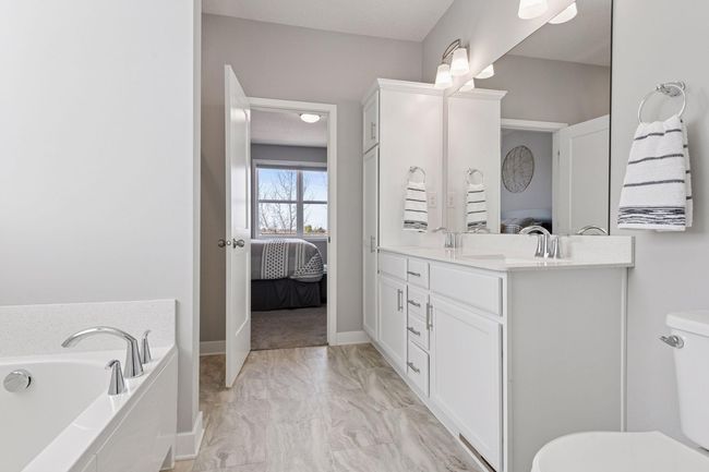 606 Blue Heron Cir, House other with 4 bedrooms, 3 bathrooms and null parking in Jordan MN | Image 30