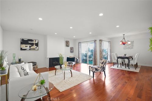 unit-216-5845 Doverwood Dr, Culver City, CA, 90230-7216 | Card Image