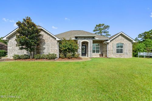6304 Palmetto Pointe Dr, Ocean Springs, MS, 39564-8822 | Card Image