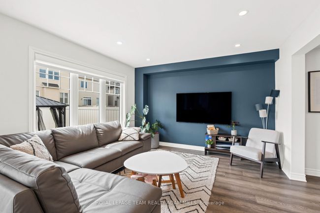 875 Stallion Cres, House other with 5 bedrooms, 4 bathrooms and 2 parking in Stittsville ON | Image 12
