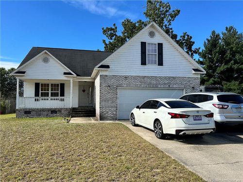 136 Mosswood Dr, Raeford, NC, 28376-5619 | Card Image