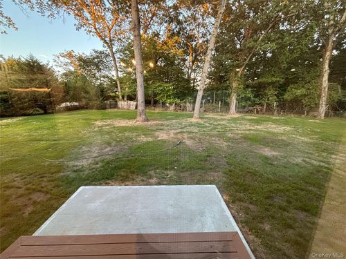 165 Main Ave, Lake Grove, NY, 11755-2007 | Card Image