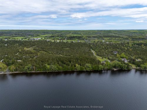 2523 County Rd 15, Essex, ON, N8M2X6 | Card Image