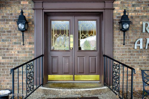 104-1600 Gardiner Ln, Louisville, KY, 40205-2763 | Card Image