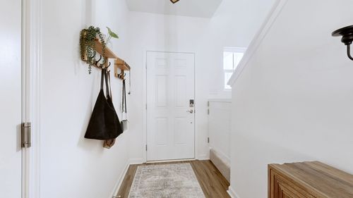 428 Brook Ave, White House, TN, 37188-5061 | Card Image