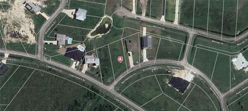 41 Northpointe Dr, Rockport, TX, 78382-7340 | Card Image