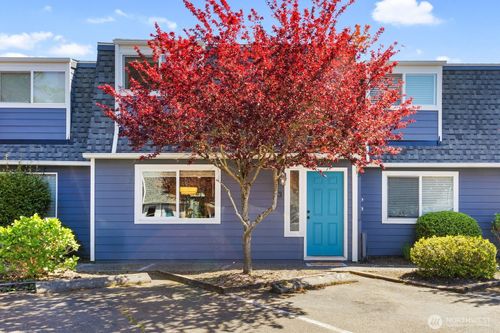 a23-1421 W Casino Road, Everett, WA, 98204 | Card Image