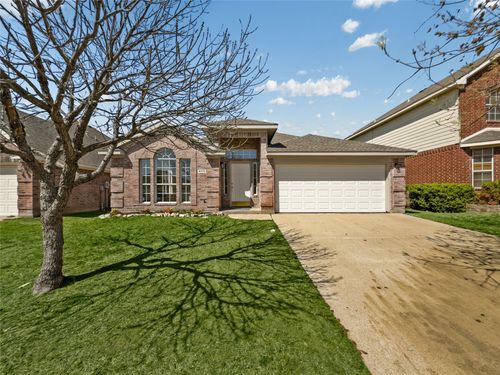 4512 Stepping Stone Dr, Fort Worth, TX, 76123-1870 | Card Image