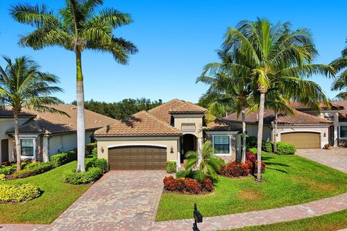 2906 Aviamar Cir, NAPLES, FL, 34114-9564 | Card Image