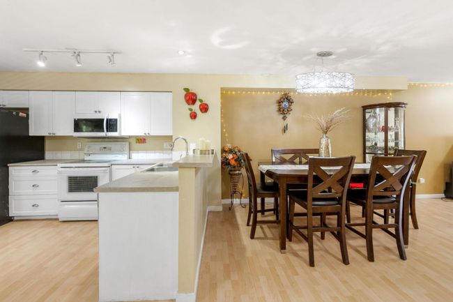 61 - 12711 64 Ave, Townhouse with 3 bedrooms, 2 bathrooms and 2 parking in Surrey BC | Image 10