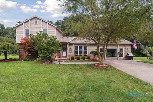 725 Donovan Rd, Curtice, OH, 43412-9433 | Card Image