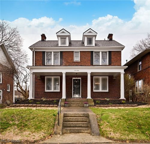 1236 Perkins Ave Nw, Canton, OH, 44703-2147 | Card Image