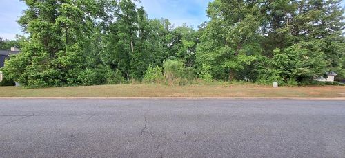 303 High Point Trl Nw, Milledgeville, GA, 31061-6982 | Card Image