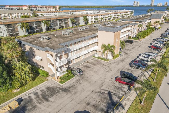 APT-310 - 131 Doolen Ct, Condo with 2 bedrooms, 2 bathrooms and null parking in North Palm Beach FL | Image 31