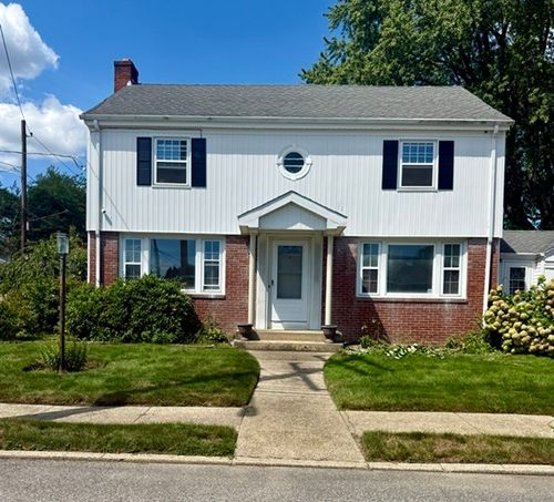 111 Elsie Street, Cranston, RI, 02910 | Card Image