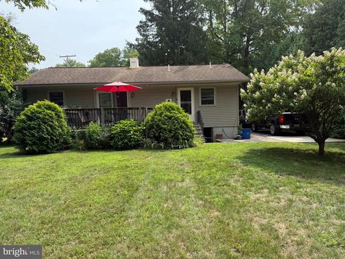 5 Wood Ln, READING, PA, 19606-2444 | Card Image