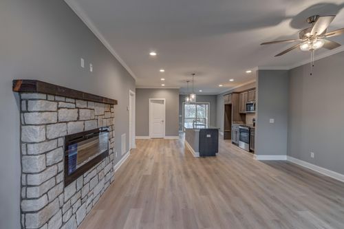 130 Locust Fork Rd, Stamping Ground, KY, 40379-9009 | Card Image