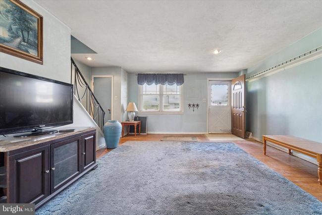 4014 Worrilow Rd, Townhouse with 3 bedrooms, 1 bathrooms and null parking in BROOKHAVEN PA | Image 6
