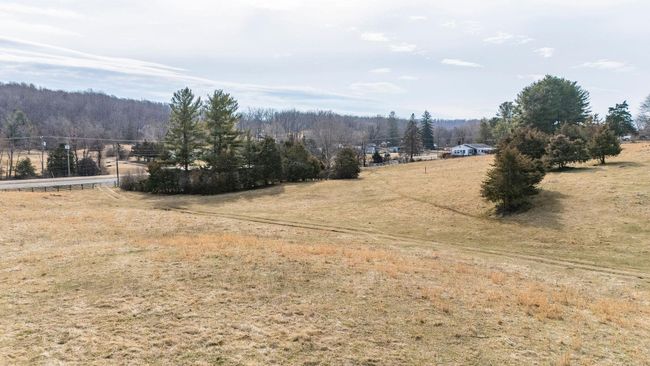 32 Lee Hwy N, Home with 0 bedrooms, 0 bathrooms and null parking in RAPHINE VA | Image 16
