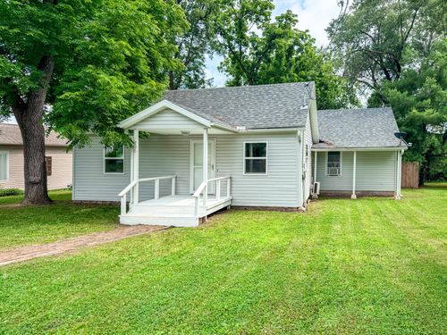 205 W 5th St, Pineville, MO, 64856-9791 | Card Image