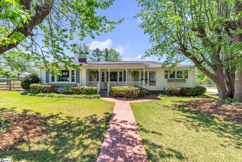 113 Carolina Avenue, Greer, SC, 29650-1807 | Card Image