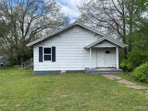 201 S Carty St, Salem, MO, 65560-1774 | Card Image