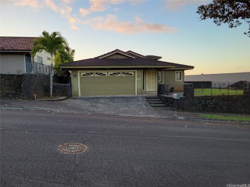 98-1927 Wilou St, Aiea, HI, 96701-1663 | Card Image