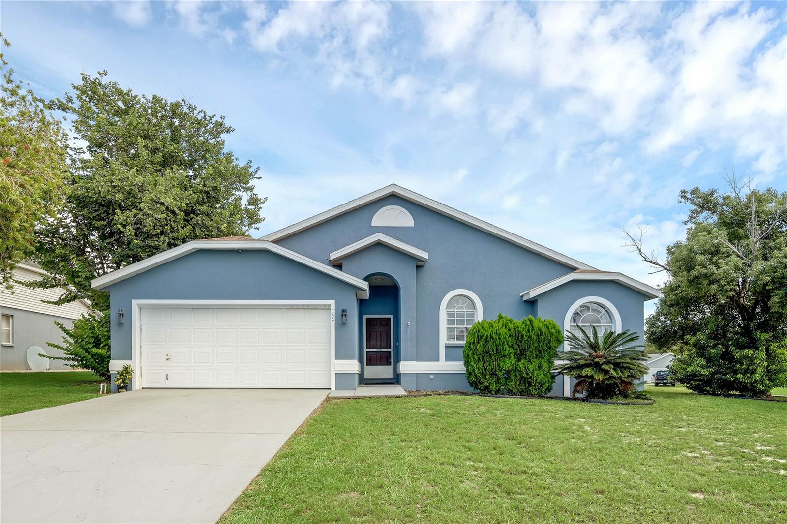 Hunt Dr, Lake Wales, FL 33853