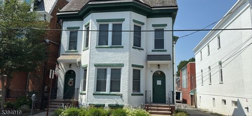 14 Church St, Newton, NJ, 07860-1715 | Card Image