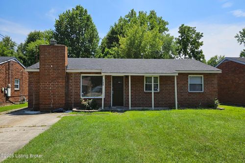 704 Drummond Way, Fairdale, KY, 40118-9656 | Card Image
