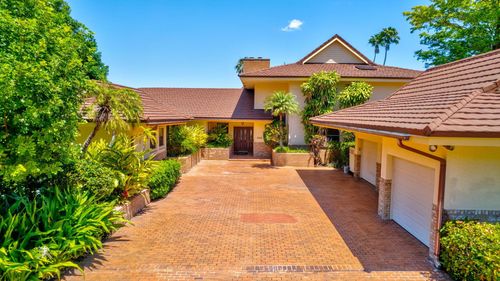 8541 Estate Dr, West Palm Beach, FL, 33411-6537 | Card Image