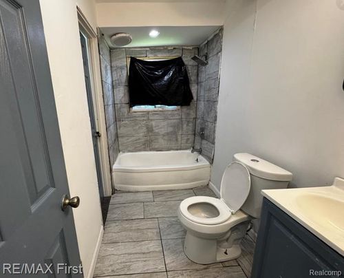 17830 Orleans St, Detroit, MI, 48203-2434 | Card Image