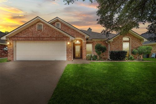 2716 Cherokee Ln, Waco, TX, 76712-8365 | Card Image