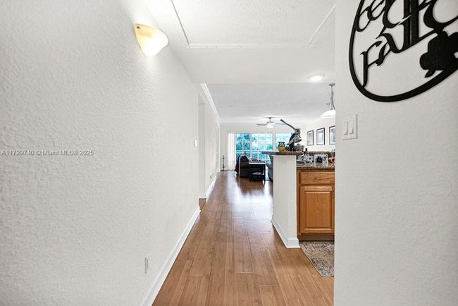APT-703 - 1501 E Broward Blvd, Condo with 3 bedrooms, 2 bathrooms and null parking in Fort Lauderdale FL | Image 29