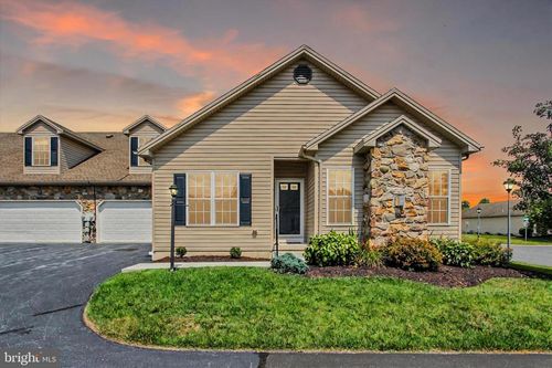 31 Ivy Ln, GETTYSBURG, PA, 17325-6939 | Card Image