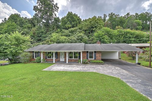 1747 Forest View Dr, Kingsport, TN, 37660-6217 | Card Image