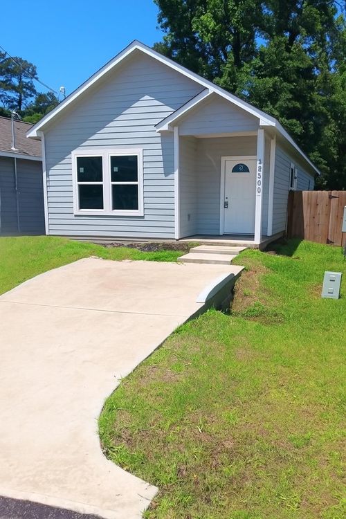 16980 W Dounreay, Montgomery, TX, 77316-2995 | Card Image